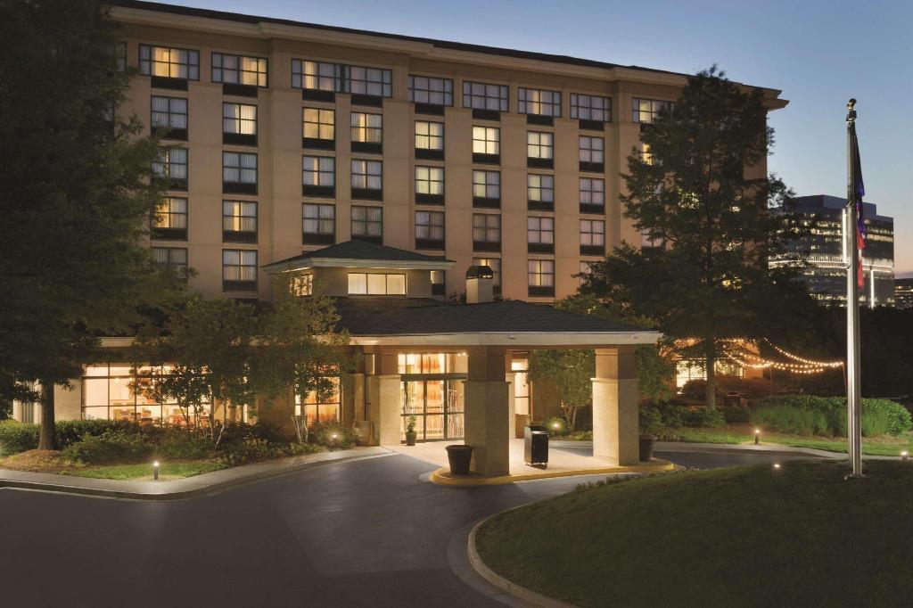 Picture of Hilton Garden Inn Atlanta Perimeter Center