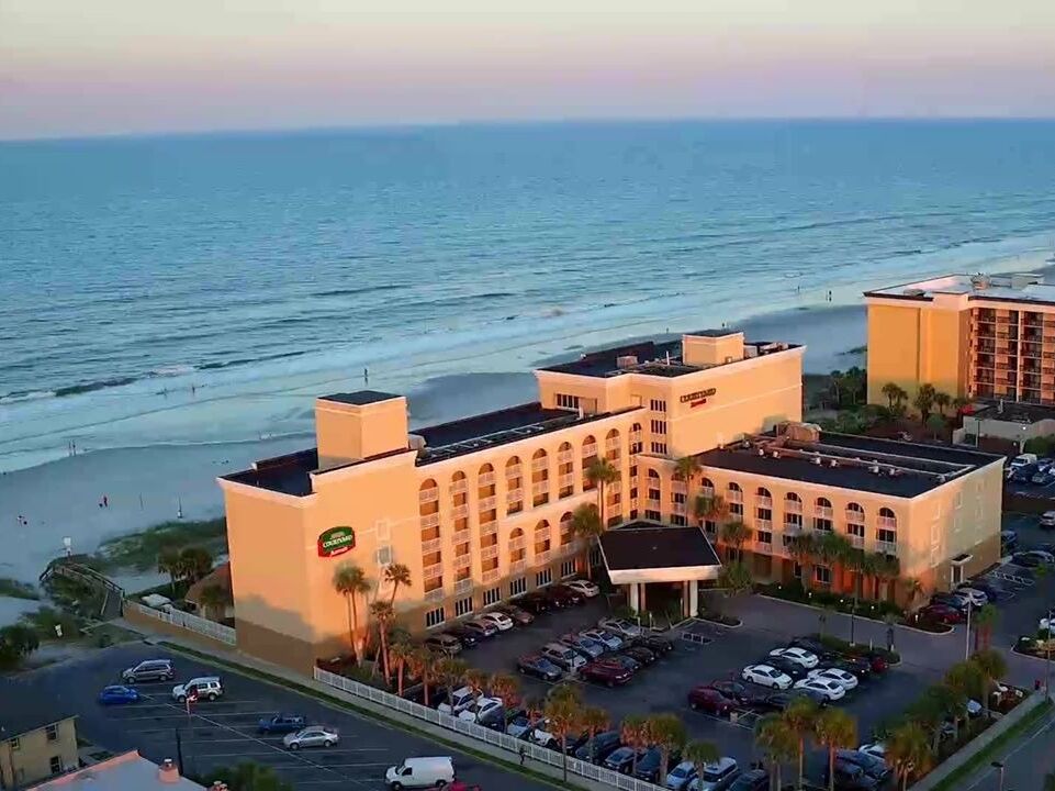 Picture of Courtyard by Marriott Jacksonville Beach Oceanfront