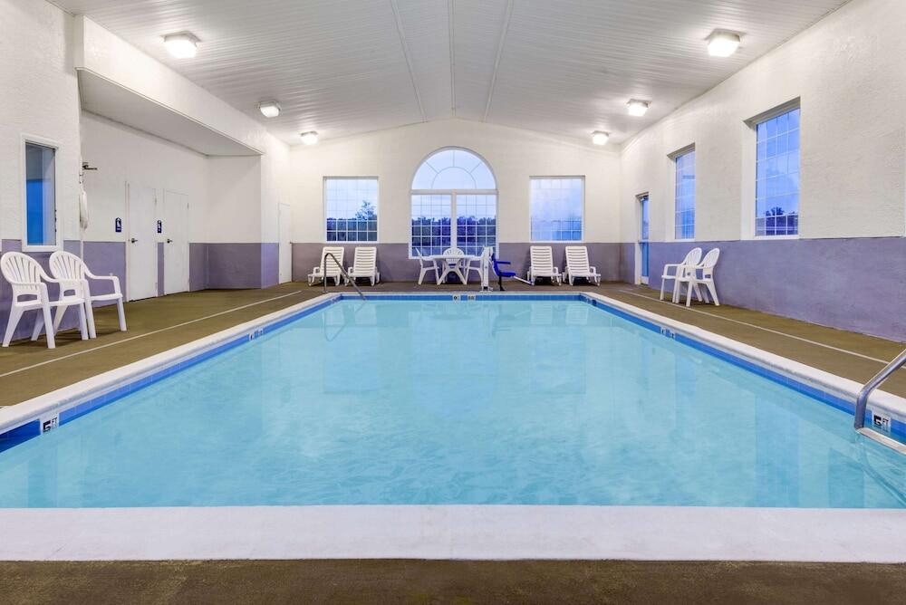 Picture of Microtel Inn & Suites by Wyndham London