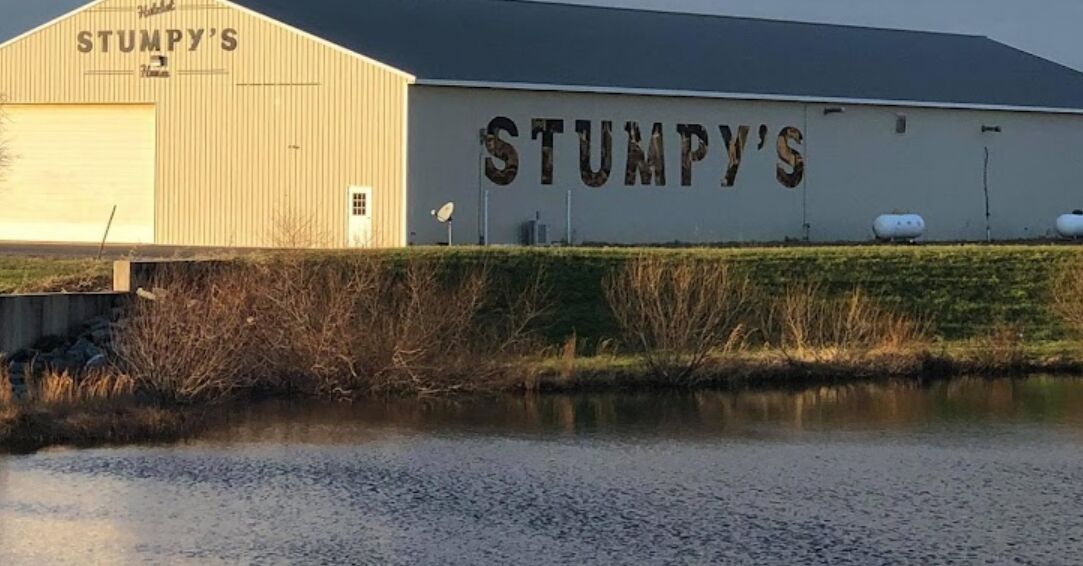 Picture of Stumpy's Hatchet House-Axe Throwing bar