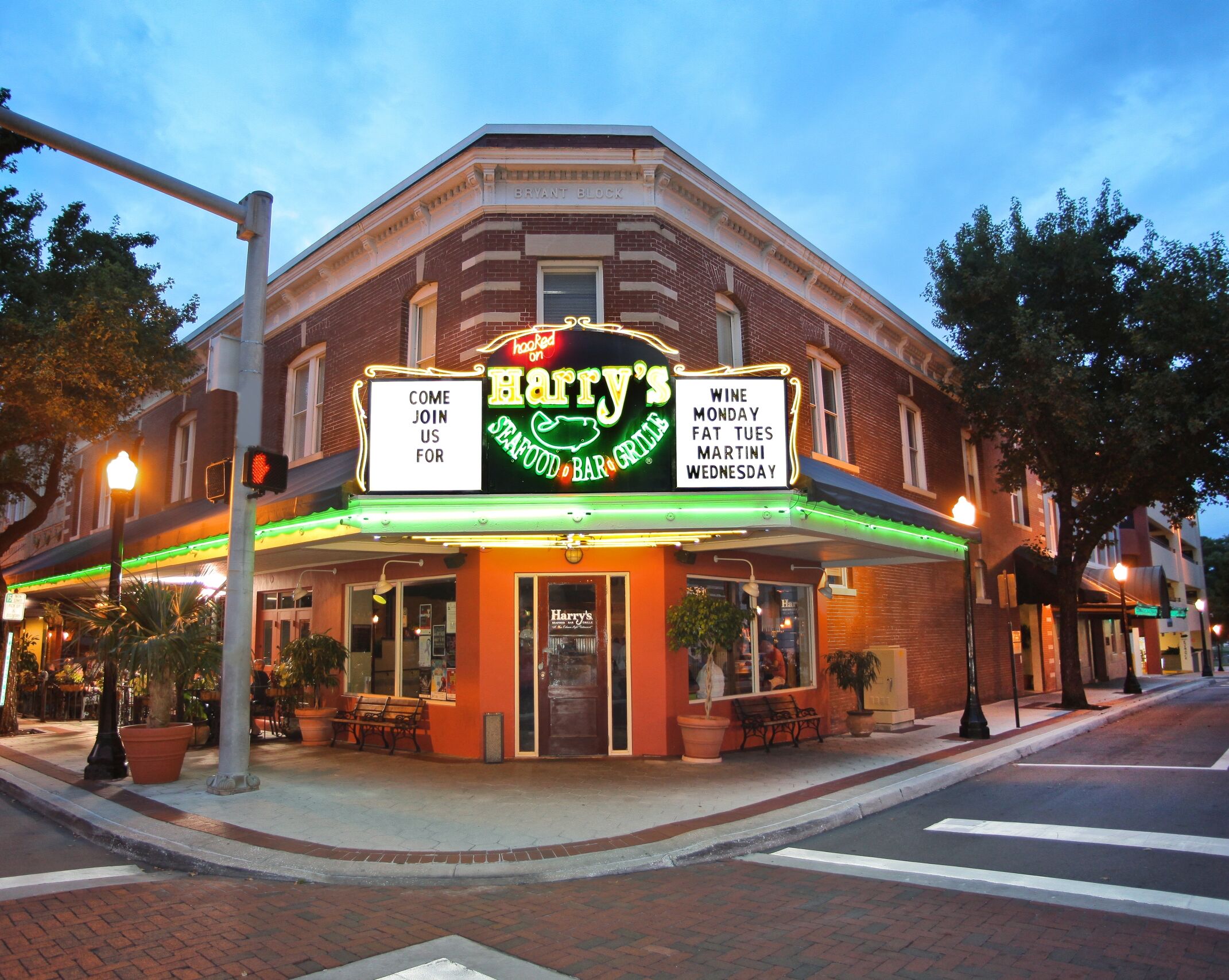 Picture of Harrys Seafood Bar and Grille