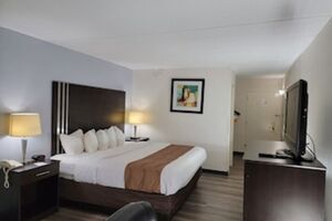 Picture of Quality Inn Terre Haute University Area