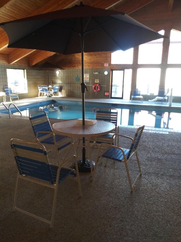 Picture of AmericInn by Wyndham Red Wing
