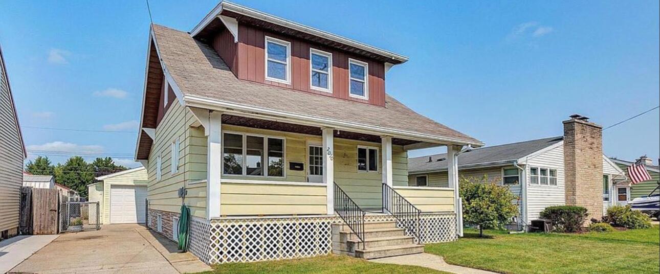 Picture of first home