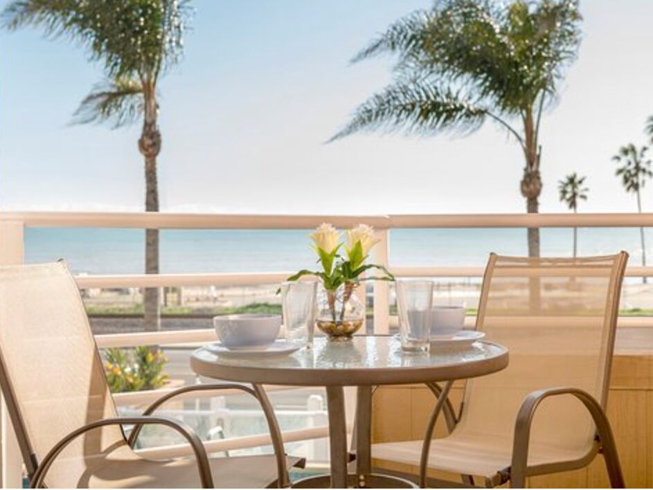 Picture of The Beachfront Inn & Suites 