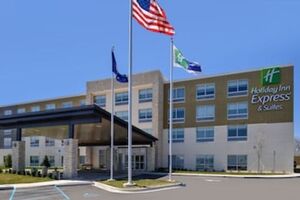 Picture of Holiday Inn Express & Suites Southgate Detroit Area an IHG Hotel
