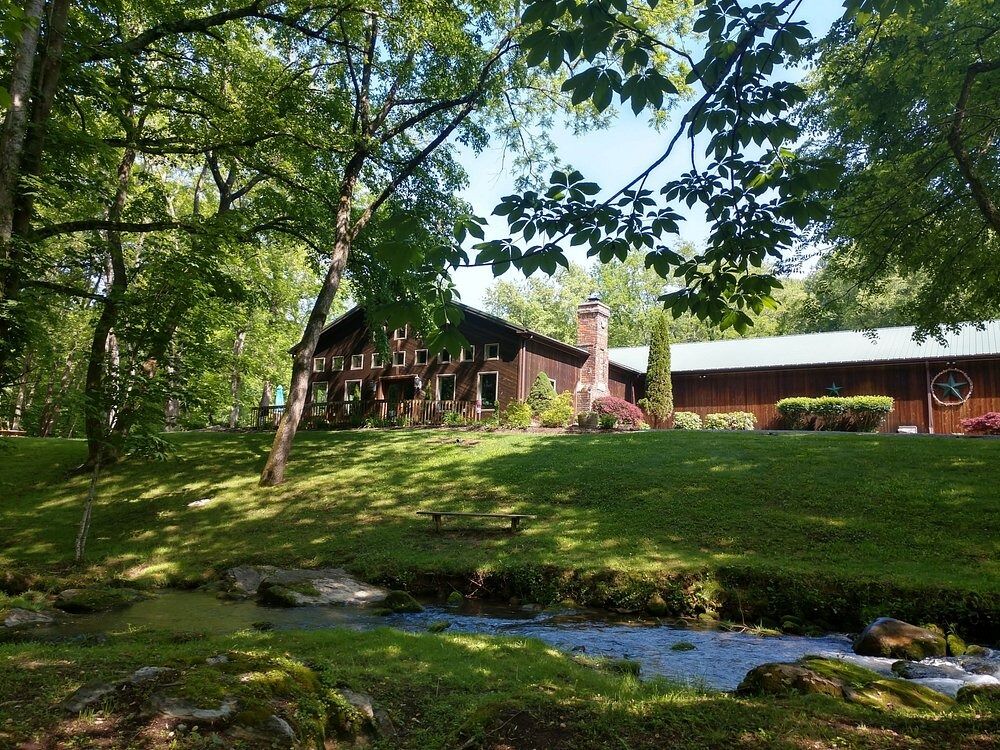 Picture of Abingdon Vineyards