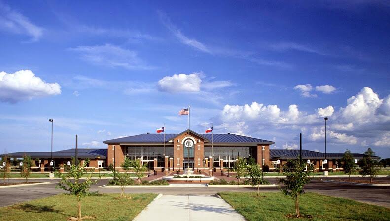 Picture of Tyler Pounds Regional Airport (TYR)