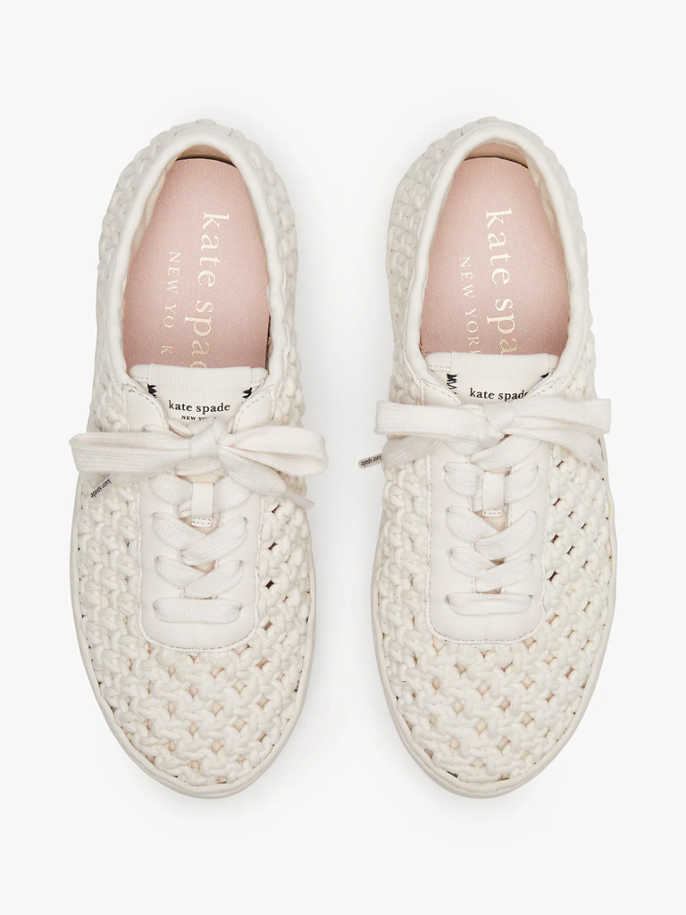 Crochet sneakers in cream with cotton features