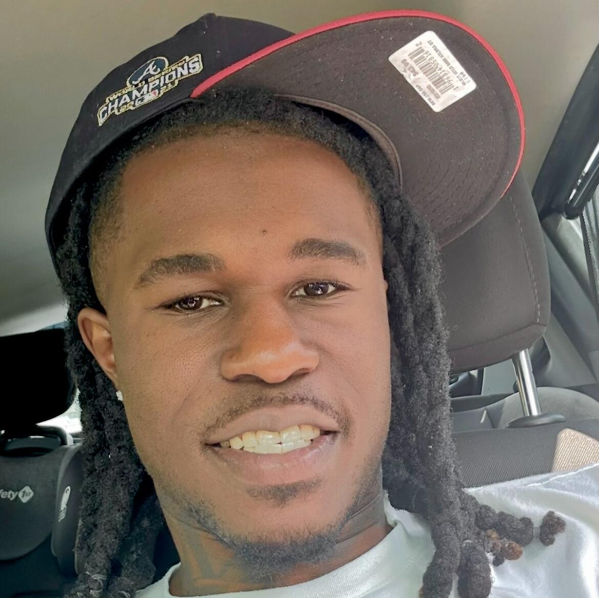 Malik Lewis