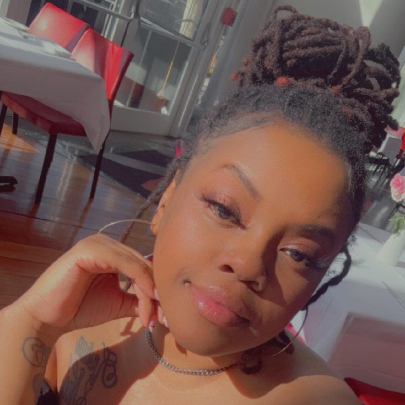 Sherrel "Tee"