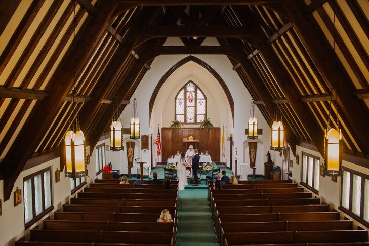 Wedding Ceremony at Sacred Heart Chapel in Avalon, New Jersey