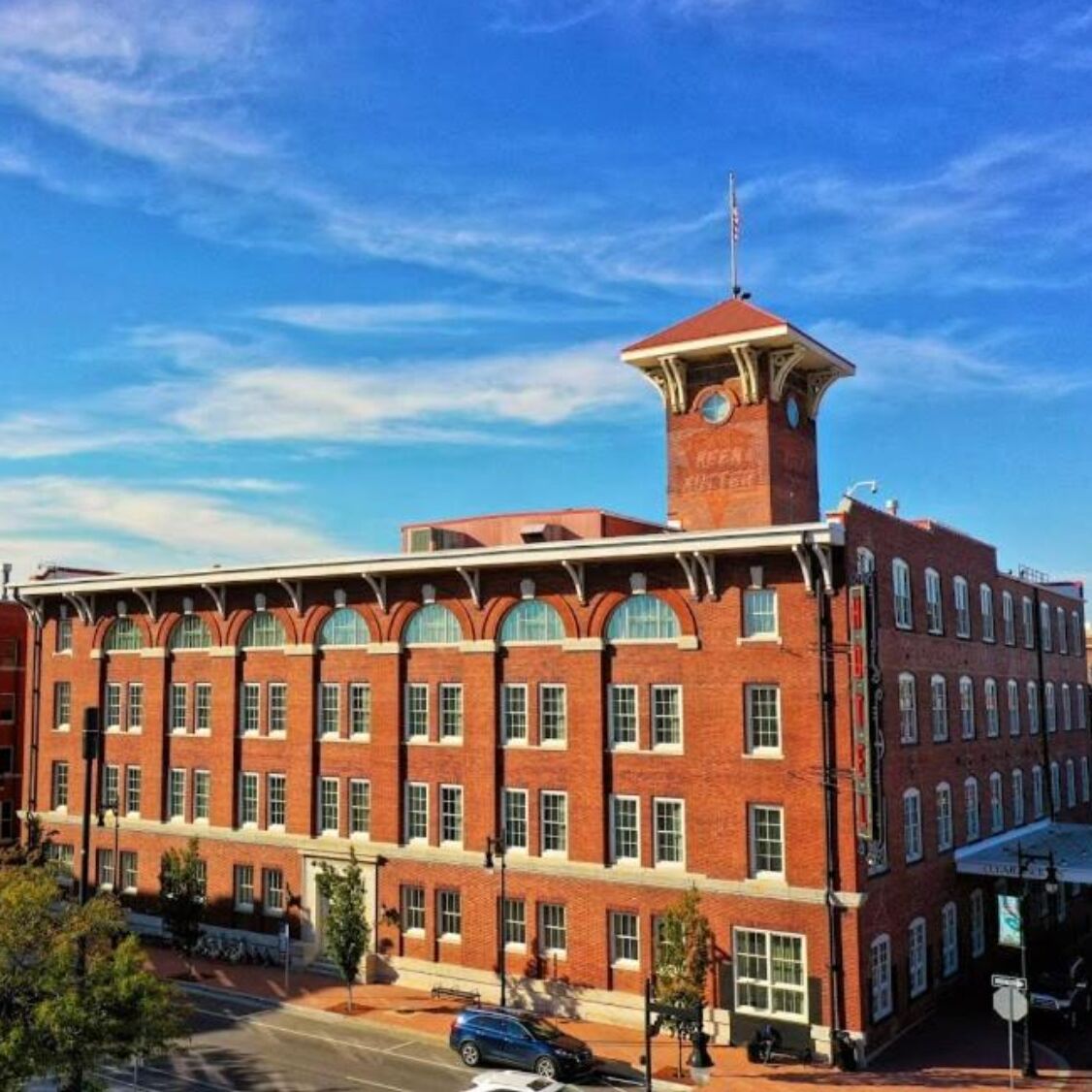 Picture of Hotel At Old Town