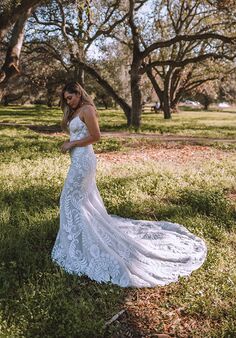 All Who Wander INESA Fit-and-Flare Wedding Dress