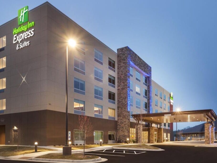 Picture of Holiday Inn Express & Suites Hudson I-94