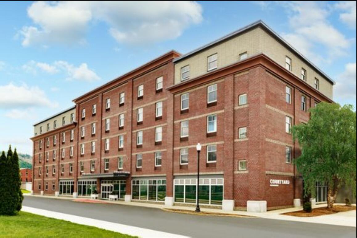 Picture of Courtyard Keene Downtown