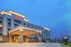 Picture of Hampton Inn & Suites Ames