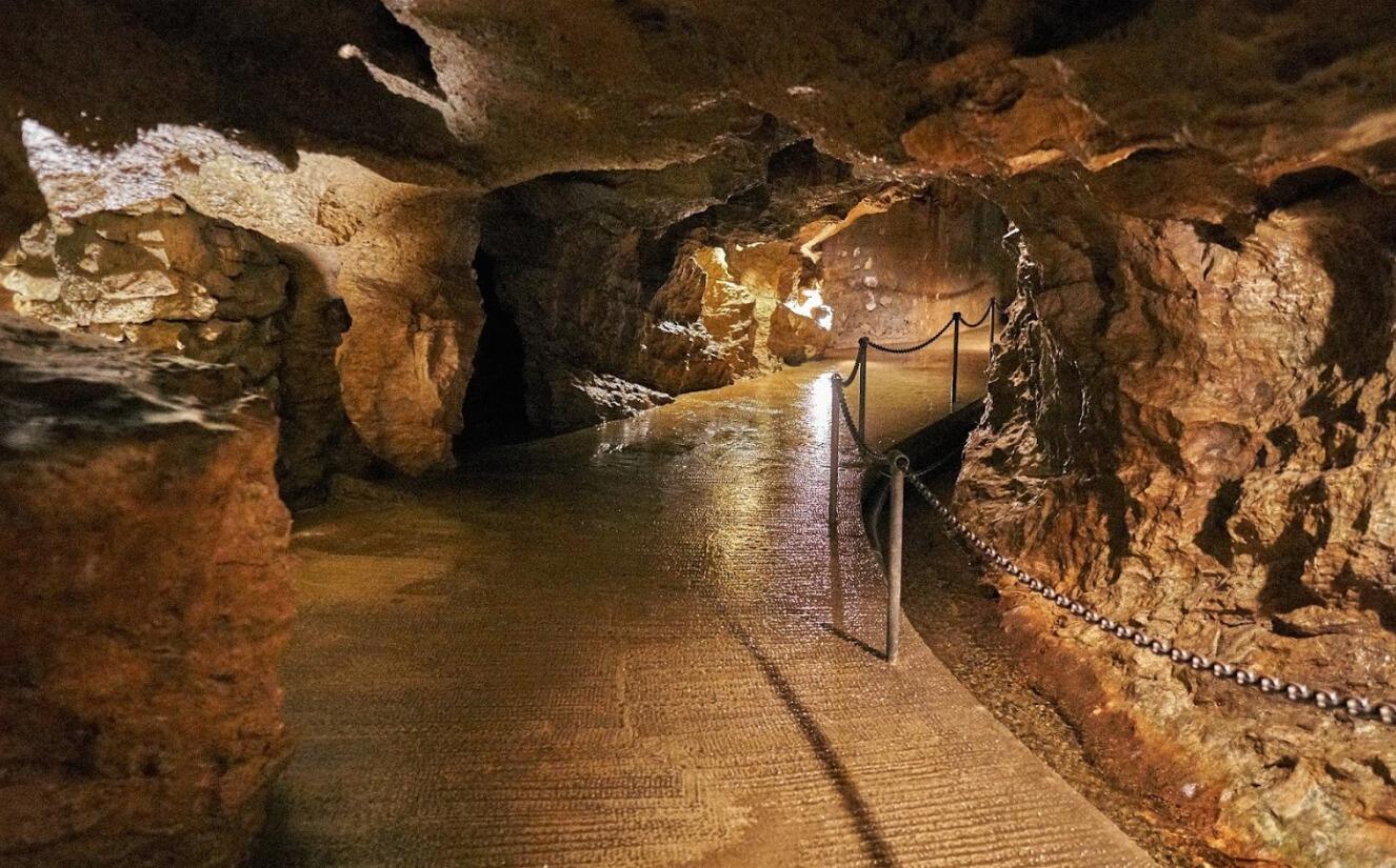 Picture of Linville Caverns, Inc