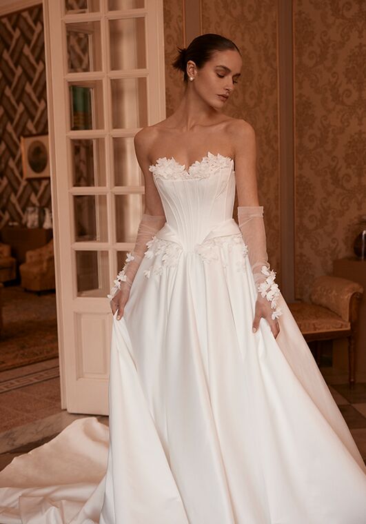 Soft flow by Ricca Sposa Atelier Matilda 25-001(3) Ball Gown Wedding Dress - 5