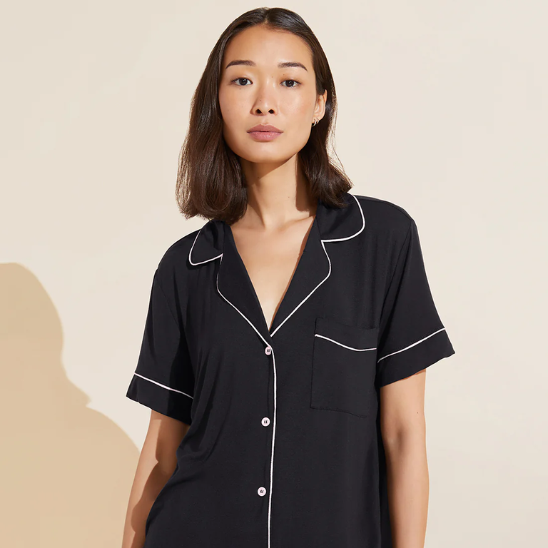 Short pyjama set from Eberjey for a cozy 19th wedding anniversary