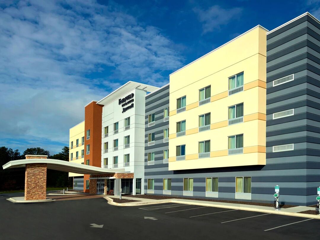 Picture of Fairfield Inn & Suites by Marriott Hendersonville Flat Rock