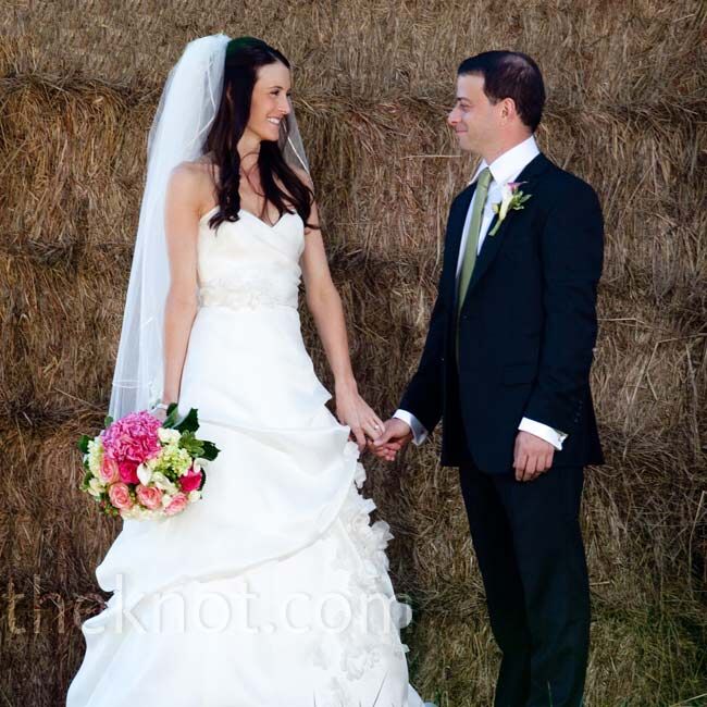 The Bride Jessica Lee, 31, a stay-at-home mom The Groom Jared Saul, 41, a neuroradiologist and cofounder of Petfinder.com The Date September 5  For th