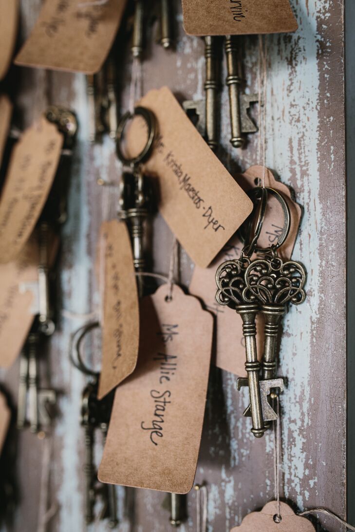 Kraft Paper and Vintage Key Escort Cards