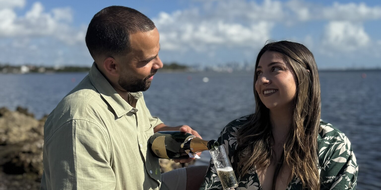 Alejandro & Danna Home Page Banner