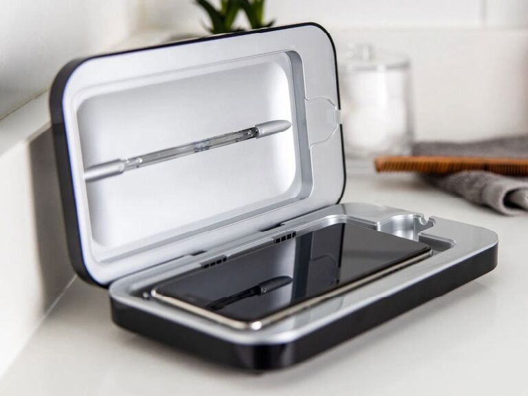 PhoneSoap black LED phone sanitizing case for preventing bacteria spread to acne