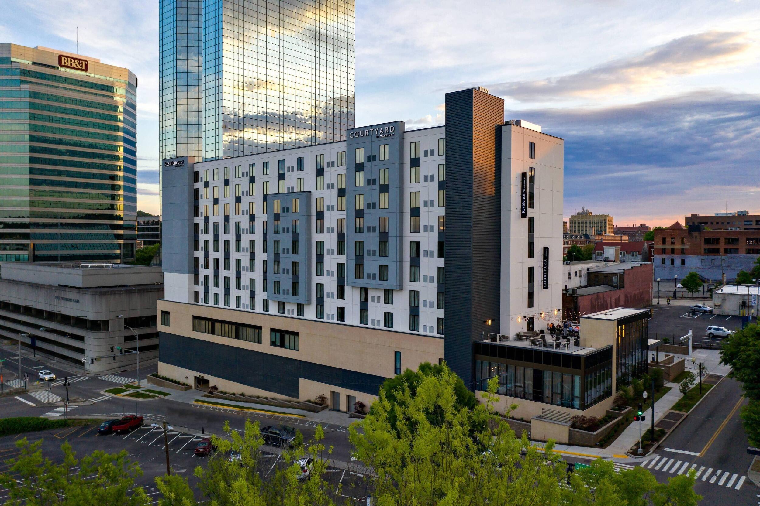 Picture of Courtyard by Marriott Knoxville Downtown