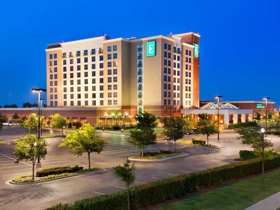 Picture of Embassy Suites by Hilton Norman Hotel & Conference Center