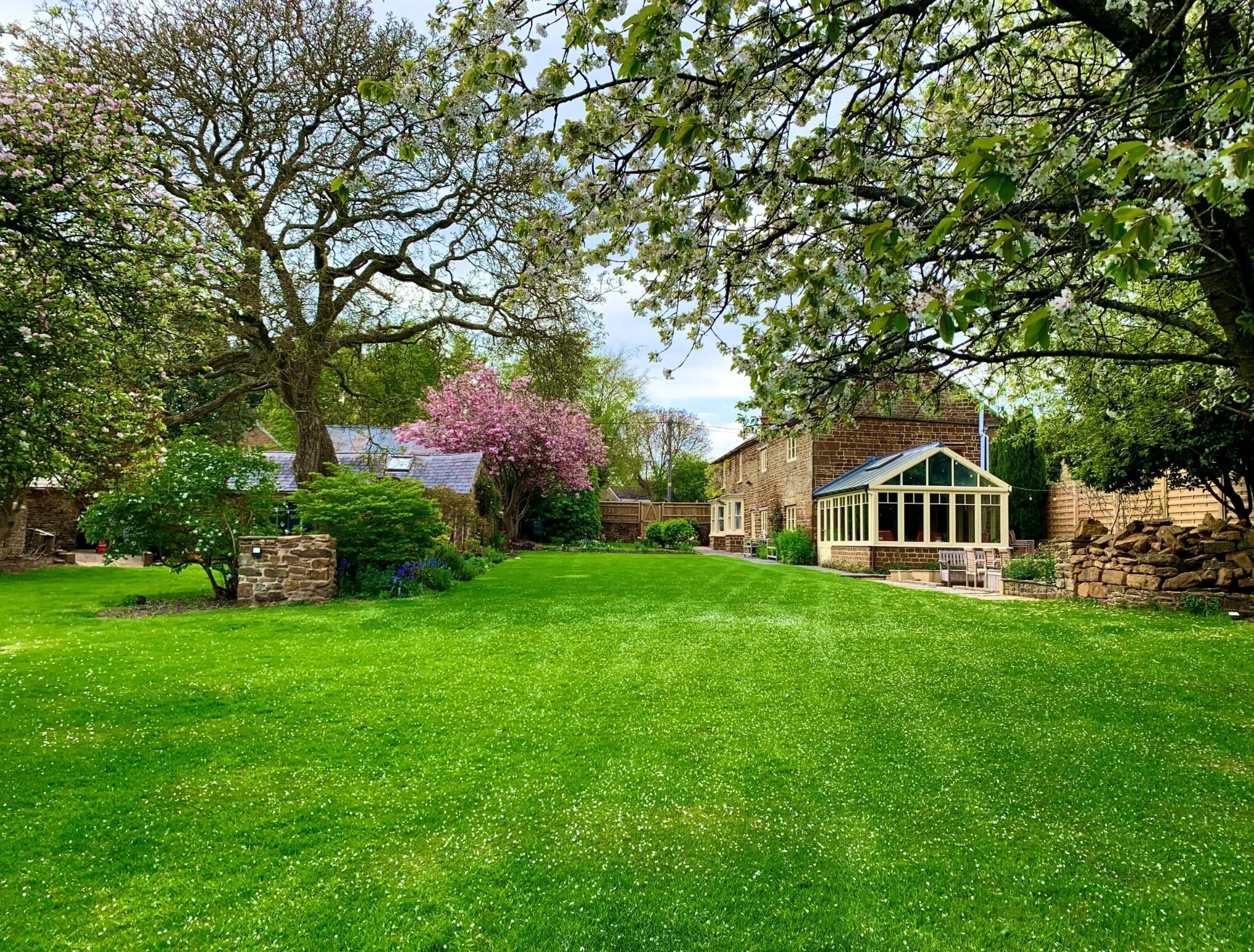 Picture of Fir Hill House, Eydon