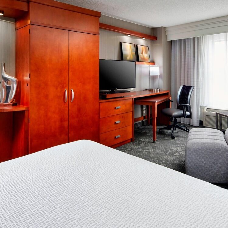 Picture of Courtyard by Marriott Hamilton
