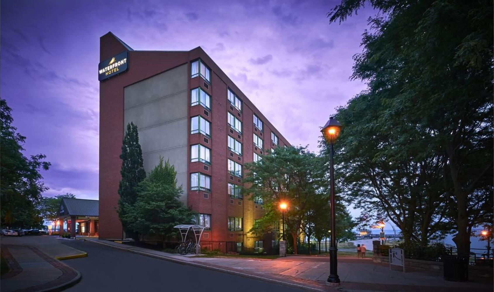 Picture of Waterfront Hotel Burlington