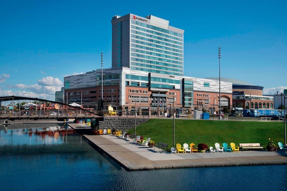 Picture of Buffalo Marriott at LECOM HARBORCENTER