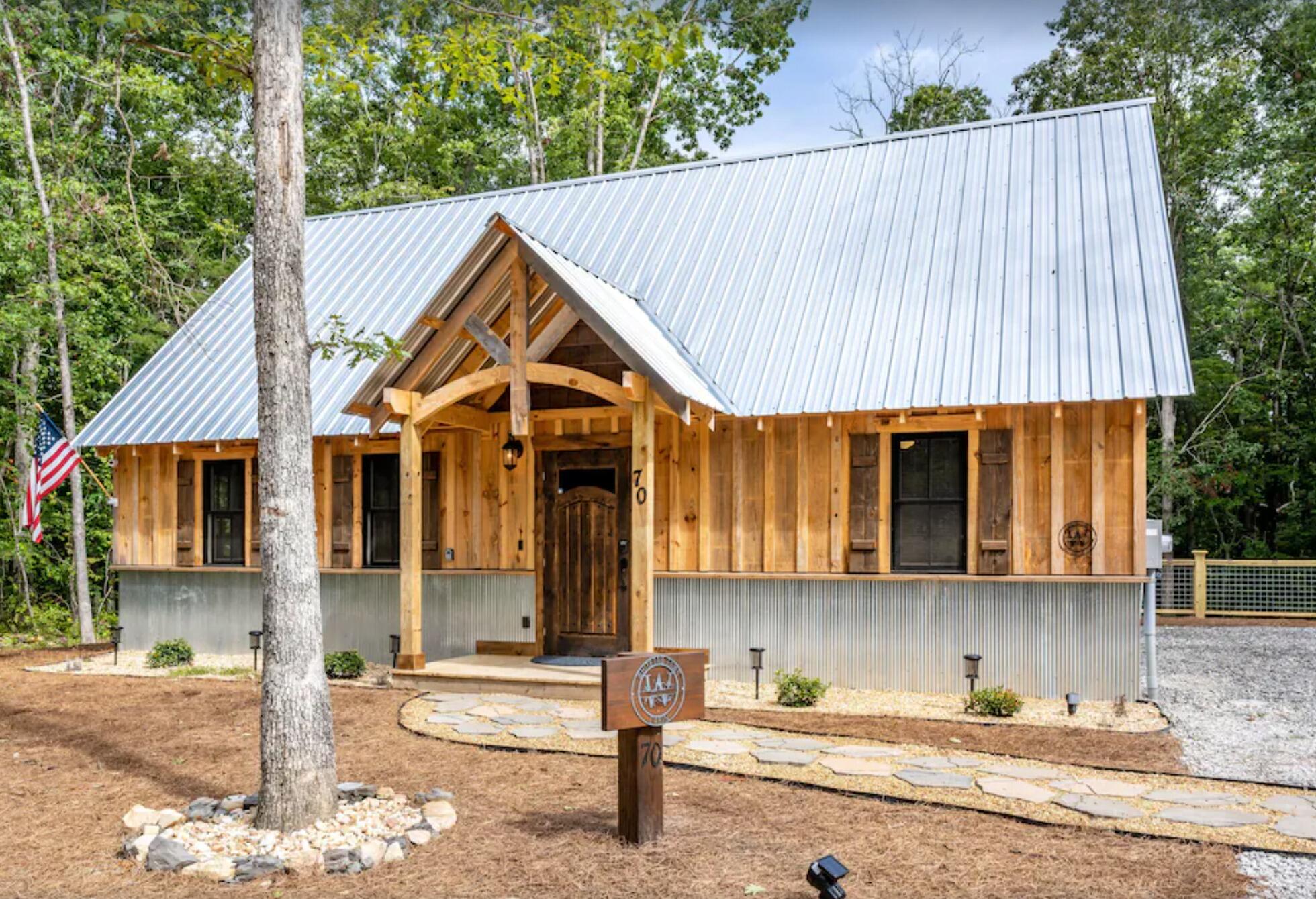 Picture of Whitetail Fawn Cabin