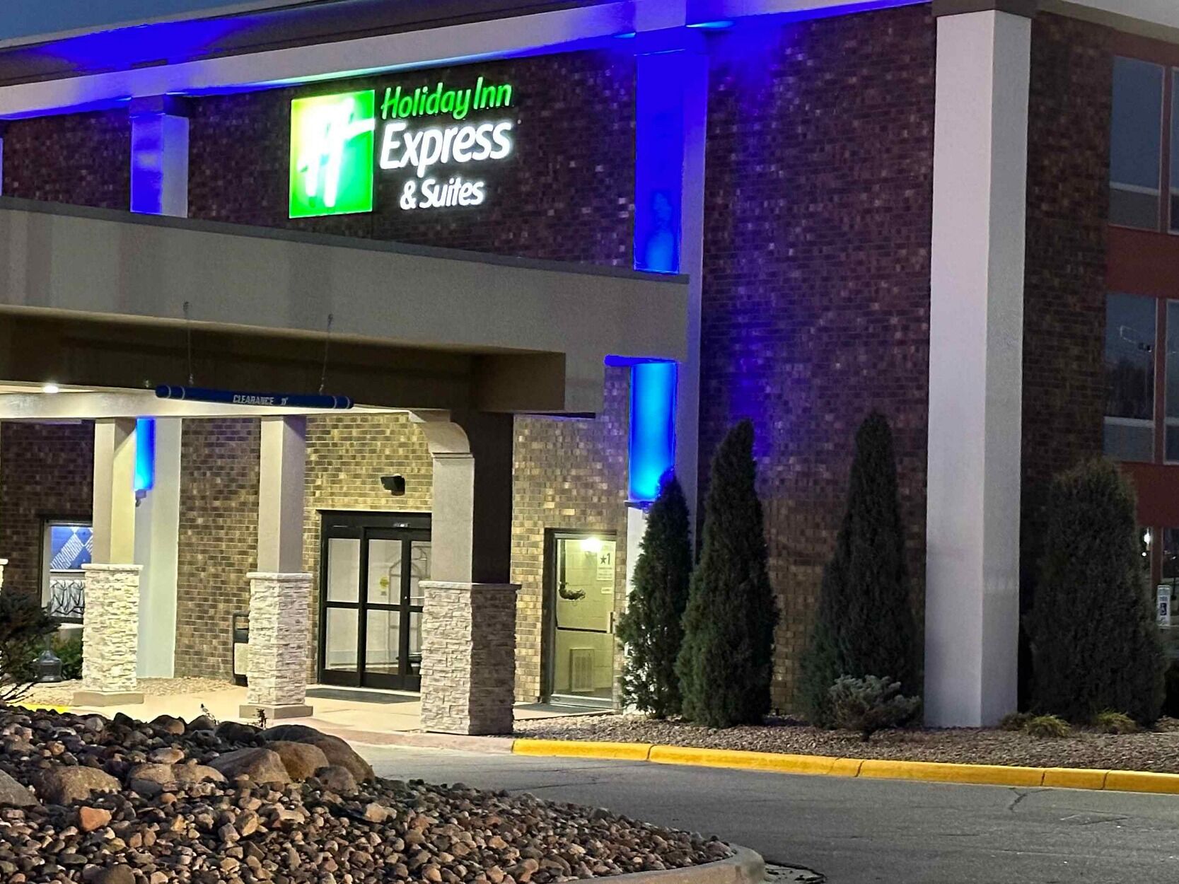 Picture of Holiday Inn Express & Suites Eden Prairie – Minneapolis, an IHG Hotel