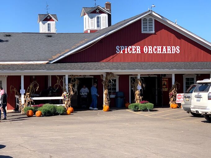 Picture of Spicer Orchards Farm Market, Cider Mill, Fudge, Bakery
