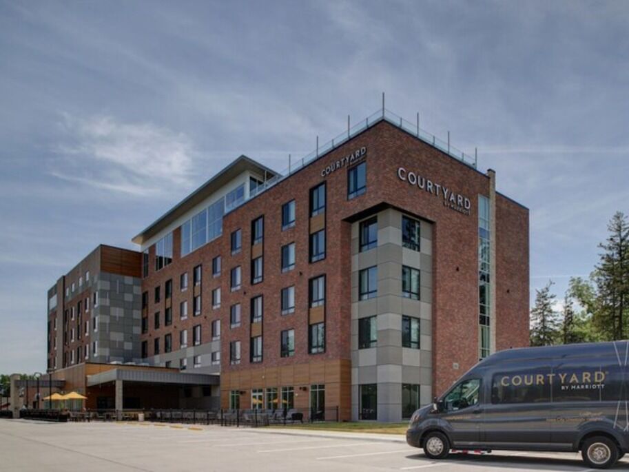 Picture of Courtyard Iowa City University Heights