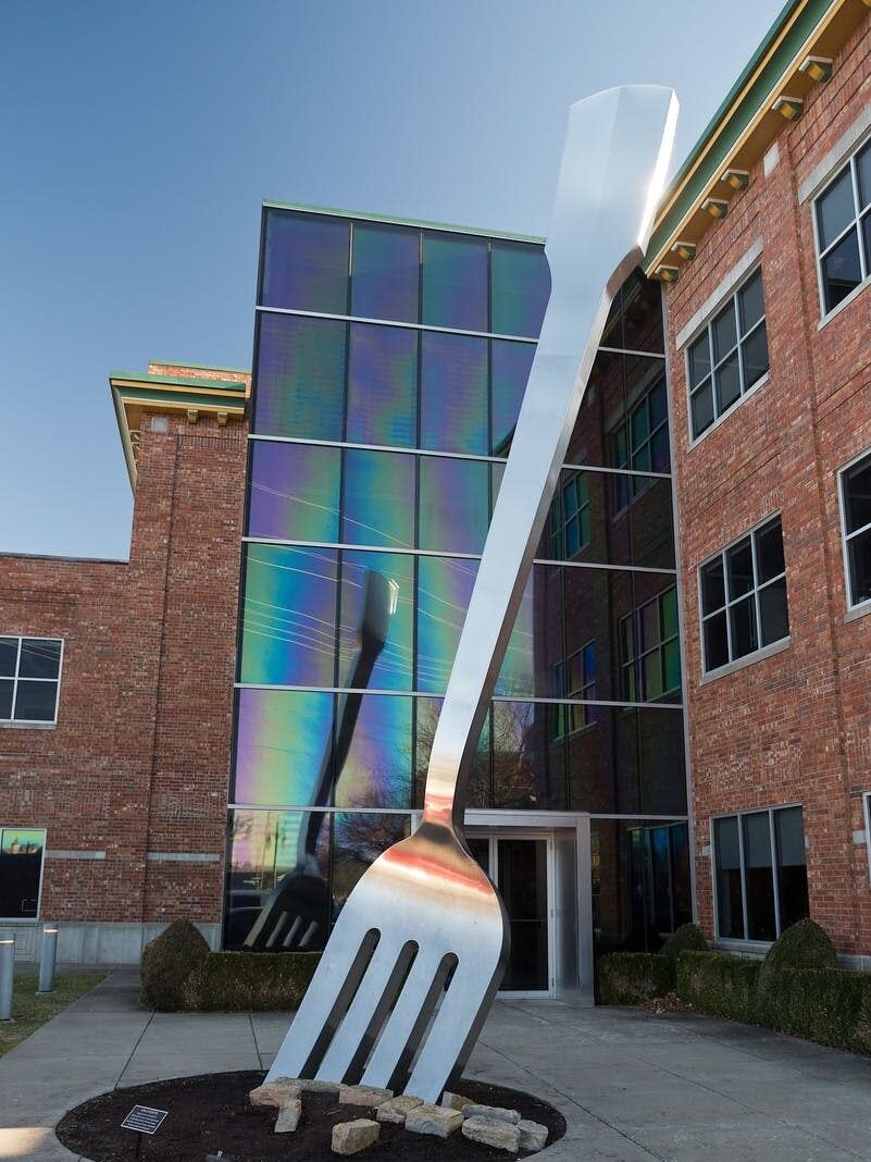 Picture of World's Largest Fork By Mass
