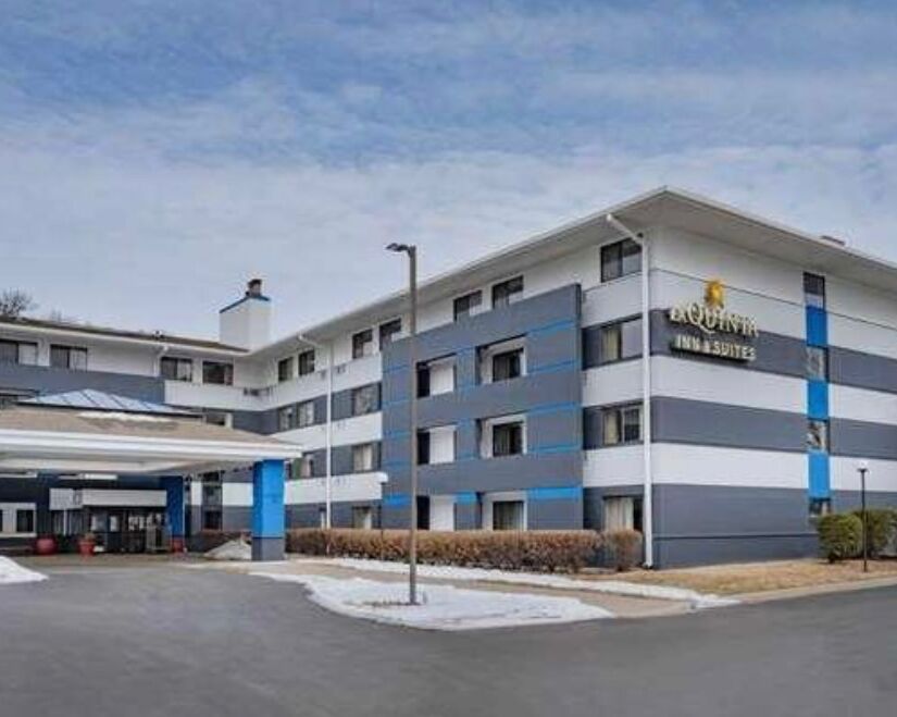 Picture of La Quinta Inn & Suites by Wyndham Minneapolis