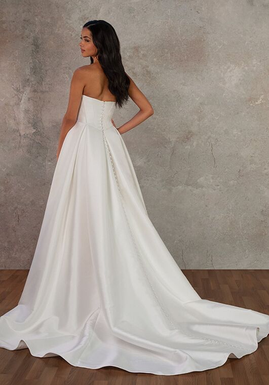 Essense of Australia D4389 A-Line Wedding Dress - 4