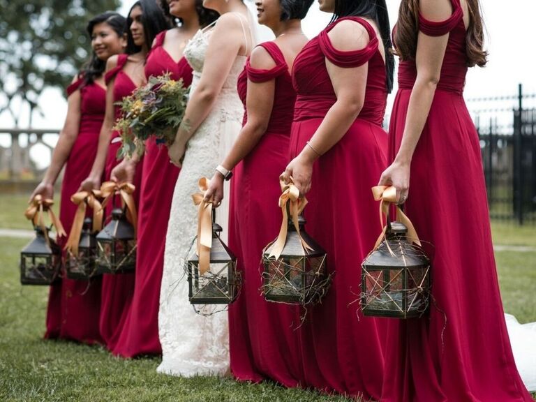 bridesmaids with lantern wedding bouquet alternatives