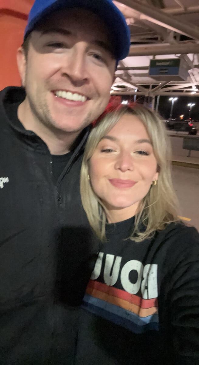 We continue dating long distance and have lotsssss of exciting airport reunions!