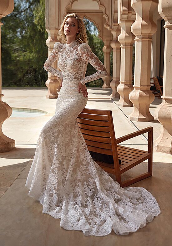 PRONOVIAS LOIRE Mermaid and Trumpet Wedding Dress - 1