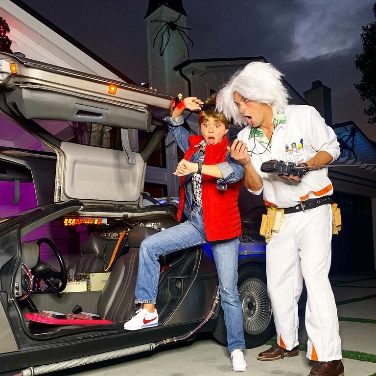 Sarah Hyland and Wells Adams as Marty McFly and Dr. Emmett Brown
