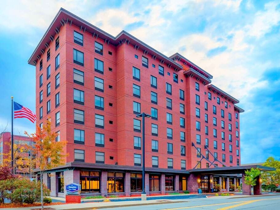 Picture of Hampton Inn & Suites Pittsburgh-Downtown