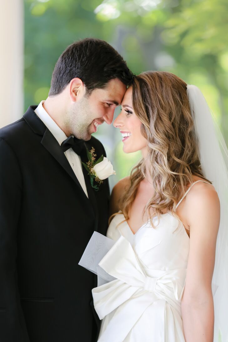 Six years after they began dating, Lauren Barrick (25 and a speech-language pathologist) and Francis Snyder (30 and a firefighter) tied the knot in a 