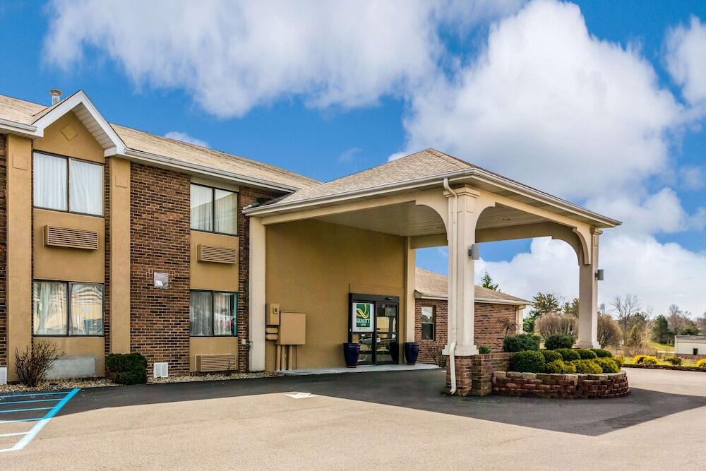 Picture of Quality Inn I-74 Batesville