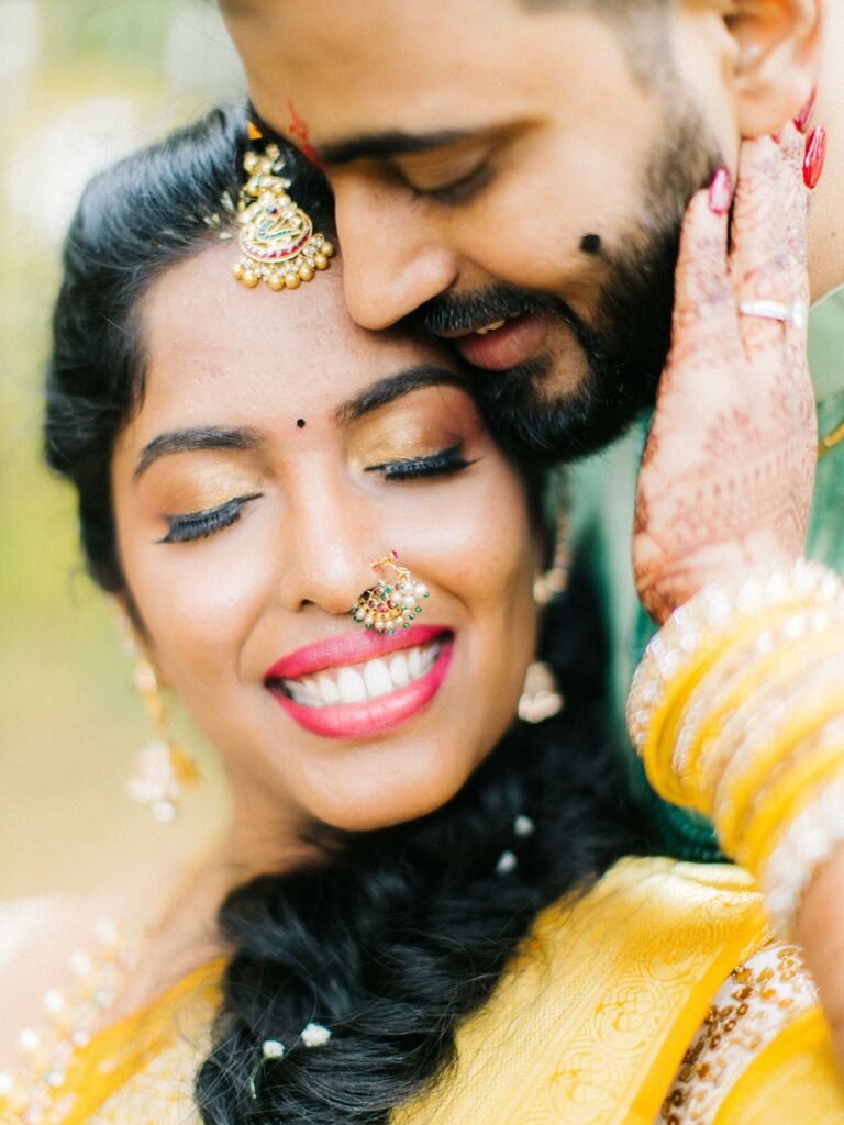 wedding makeup golden eyeshadow with winged eyeliner